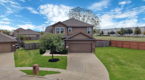 8641 Fawn Hill Court, Fort Worth, TX 76134 — photo 2