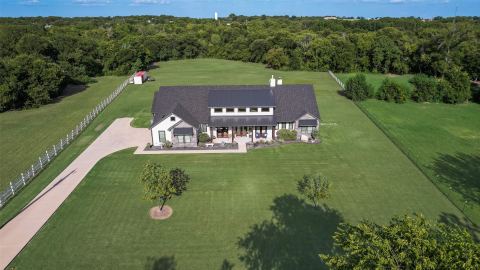 160 N Falling Leaves Drive N, Waxahachie, TX 75167 — photo 2