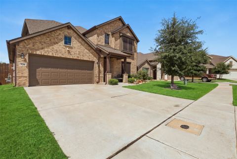 728 Ruellia Street, Weatherford