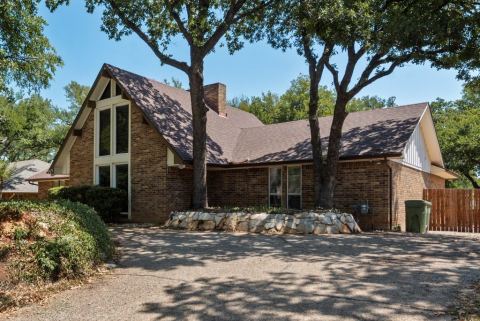 2119 Wilson Drive, Arlington, TX 76011 — photo 2