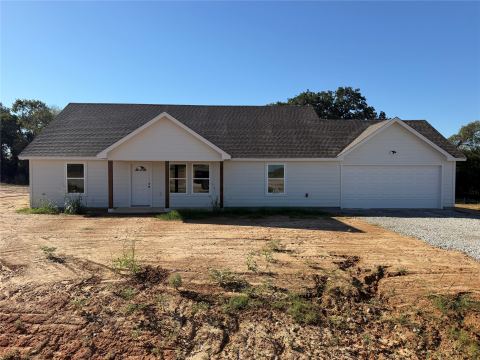 1005 Virgil Court, Springtown