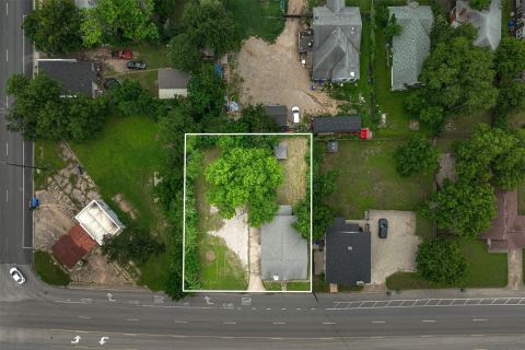 512 Herring Avenue, Waco, TX 76708 — photo 2
