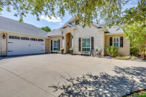 8528 Summerhill Lane, Cleburne, TX 76033 — photo 2