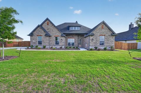 144 Chapowits, Godley, TX 76044 — photo 2