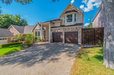 802 Crest Ridge Court, Irving, TX 75061 — photo 2