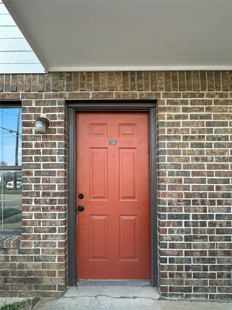 922 Fannin Street 109, Denton, TX 76201 — photo 2