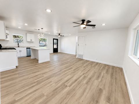 708 SW Southridge Drive, Burleson, TX 76028 — photo 3