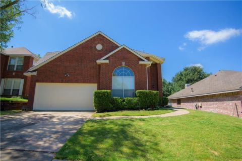 18516 Timber Oaks Drive, Dallas, TX 75287 — photo 2