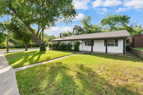 1425 Oakhill Drive, Plano, TX 75075 — photo 2