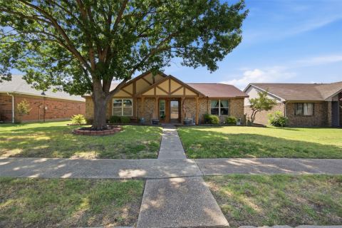 1500 Laredo Lane, Mesquite, TX 75150 — photo 2