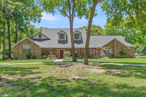 145 Indian Trail, Decatur, TX 76234 — photo 2