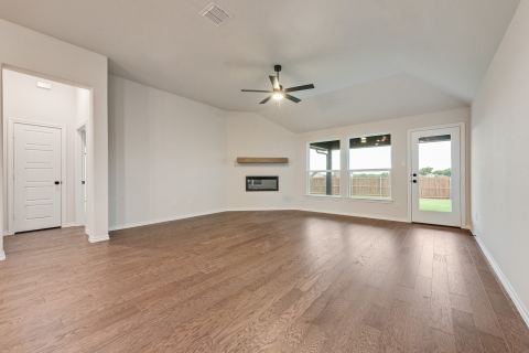 441 Carnero Drive, Granbury, TX 76048 — photo 2