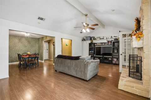 5729 Sage Bloom Drive, Arlington, TX 76017 — photo 2