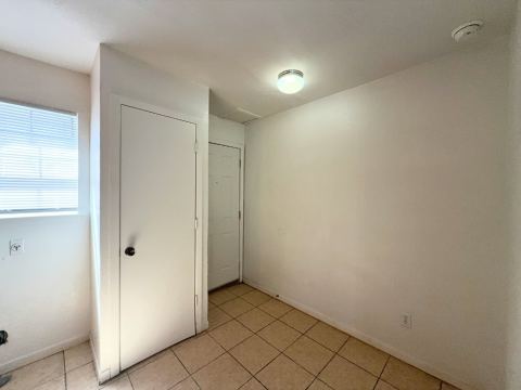 809 W Walnut Street B2, Celina, TX 75009 — photo 3