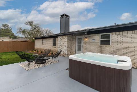 6048 Holiday Lane, North Richland Hills, TX 76180 — photo 2