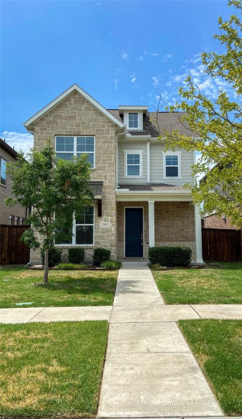 13629 Sweetwalk Place, Fort Worth