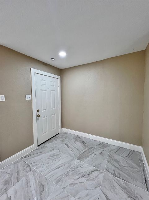 1914 W Northgate Drive, Irving, TX 75062 — photo 3