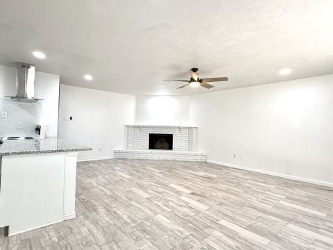 545 Oldbridge Drive, Allen, TX 75002 — photo 2