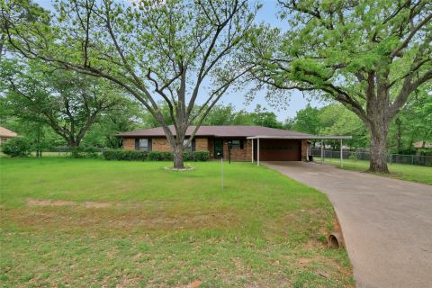 609 Cooper Lane, Kennedale, TX 76060 — photo 2