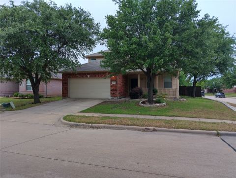 1133 Mockingbird Drive, Aubrey