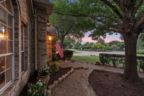 400 Watters Crossing Court, Allen, TX 75013 — photo 2