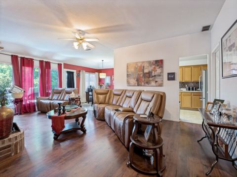 1413 Mockingbird Lane, DeSoto, TX 75115 — photo 3