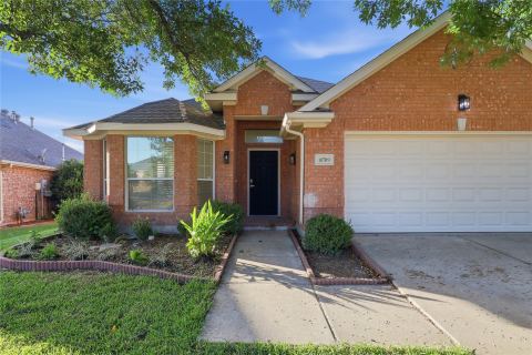 10709 Nantucket Drive, Rowlett, TX 75089 — photo 2