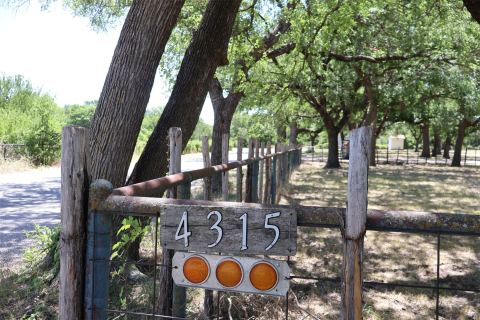 4315 Waples Road, Granbury, TX 76049 — photo 2