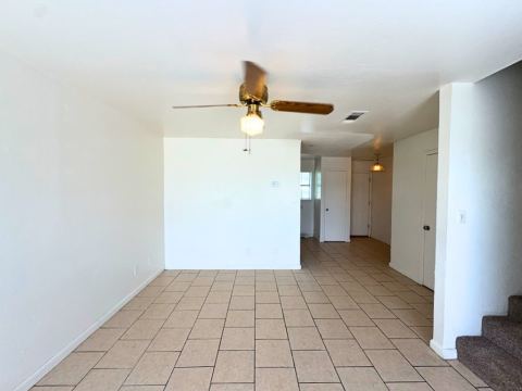 807 W Walnut Street W C2, Celina