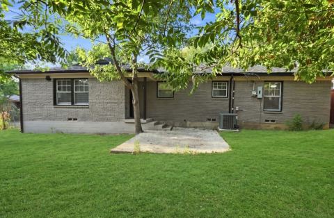 1706 Henderson Court, Irving, TX 75061 — photo 2