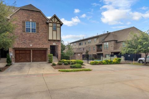 568 Hampshire Drive, Lewisville, TX 75067 — photo 3