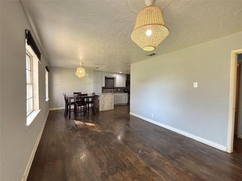 1601 Park Place, Irving, TX 75061 — photo 2