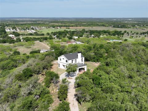 215 Lori Drive, Mineral Wells, TX 76067 — photo 2