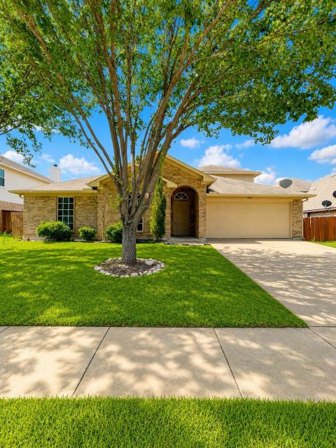 825 Forest Heights Drive, Fort Worth, TX 76036 — photo 2
