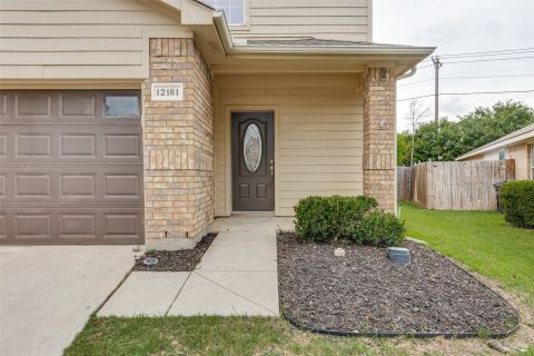 12161 Thicket Bend Drive, Fort Worth, TX 76244 — photo 2