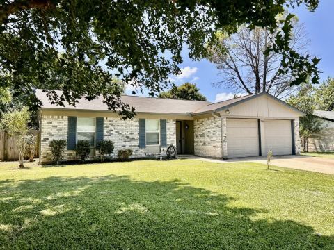 702 Meadowview Drive, Mansfield