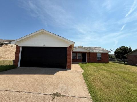 313 Kathy Lane, Granbury