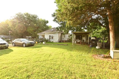 3815 7th Street, Greenville, TX 75401 — photo 2