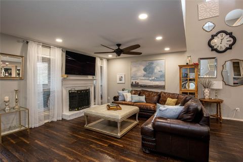 135 Pleasant Grove Lane, Waco, TX 76712 — photo 3