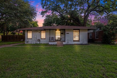 1003 Ash Street, Irving, TX 75060 — photo 3