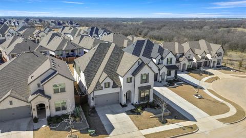 1909 Prickly Poppy Court, Aubrey