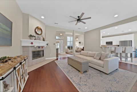 111 Honeysuckle Drive, Justin, TX 76247 — photo 3