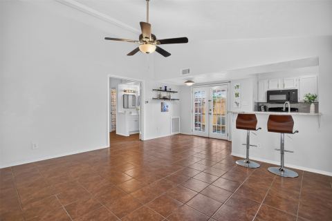 303 Liberty Place, Grand Prairie, TX 75052 — photo 3