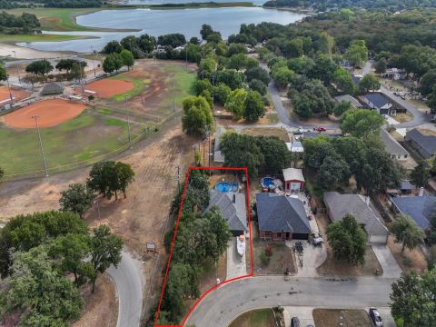 780 Stribling Circle, Azle, TX 76020 — photo 3