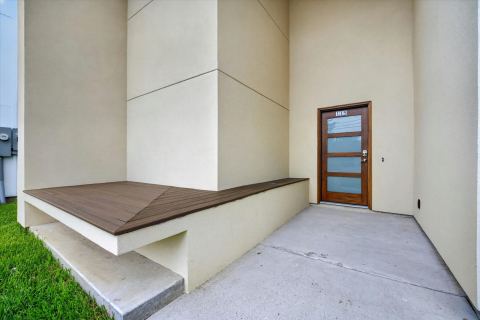 115 Rolston Road, Irving, TX 75060 — photo 2