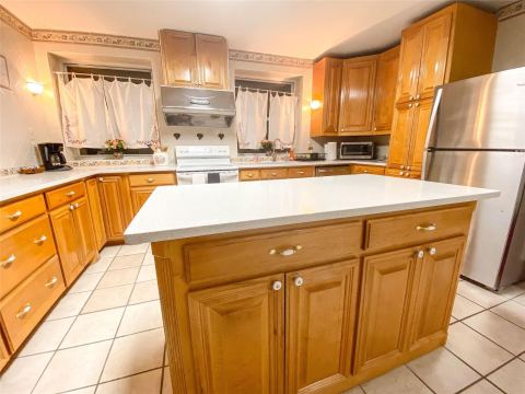 4250 Claremont Drive, Grand Prairie, TX 75052 — photo 3