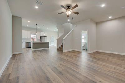 721 N Jefferson Street, Pilot Point, TX 76258 — photo 2