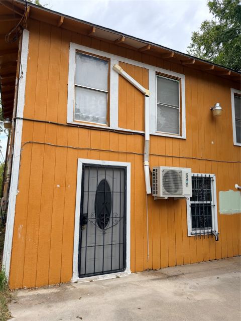 2205 Roosevelt Avenue, Fort Worth, TX 76164 — photo 3