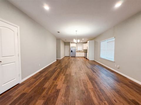 619 E Arlington Avenue, Fort Worth, TX 76104 — photo 3
