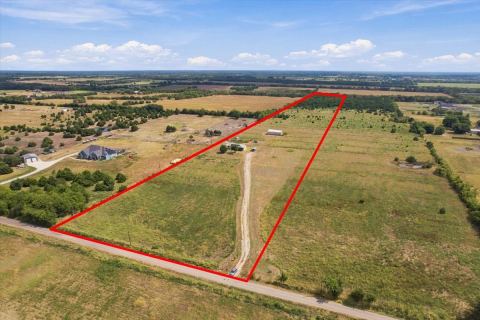3520 County Road 1061, Greenville
